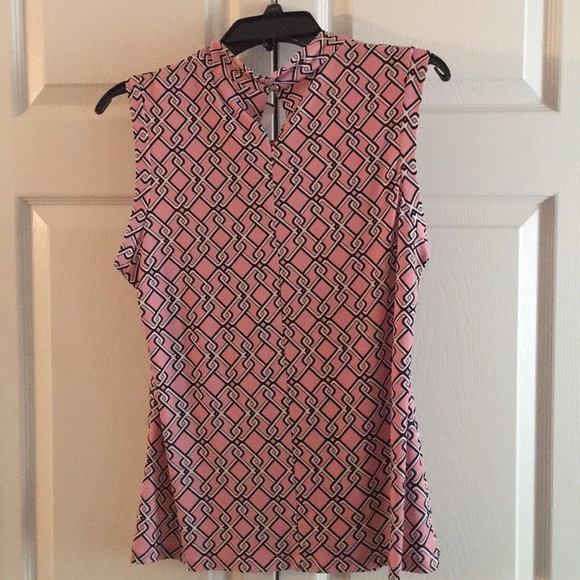 Pink & Popping! - Picture 2 of 4